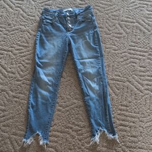 KanCan Women's Blue Shark Bite Jeans Size 7/27